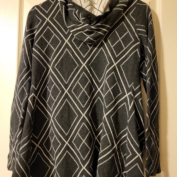Belldini cardigan Sz Medium - Picture 3 of 3